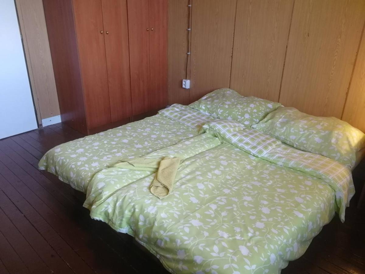 Chata Pod Vlekom Dedinky Esterno foto